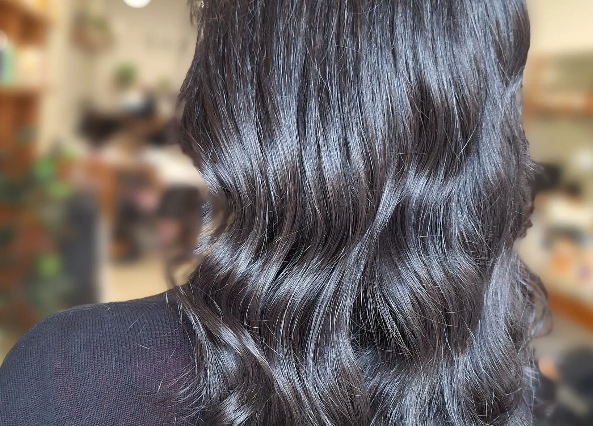 Glossy dark waves, cut and finished at XAR